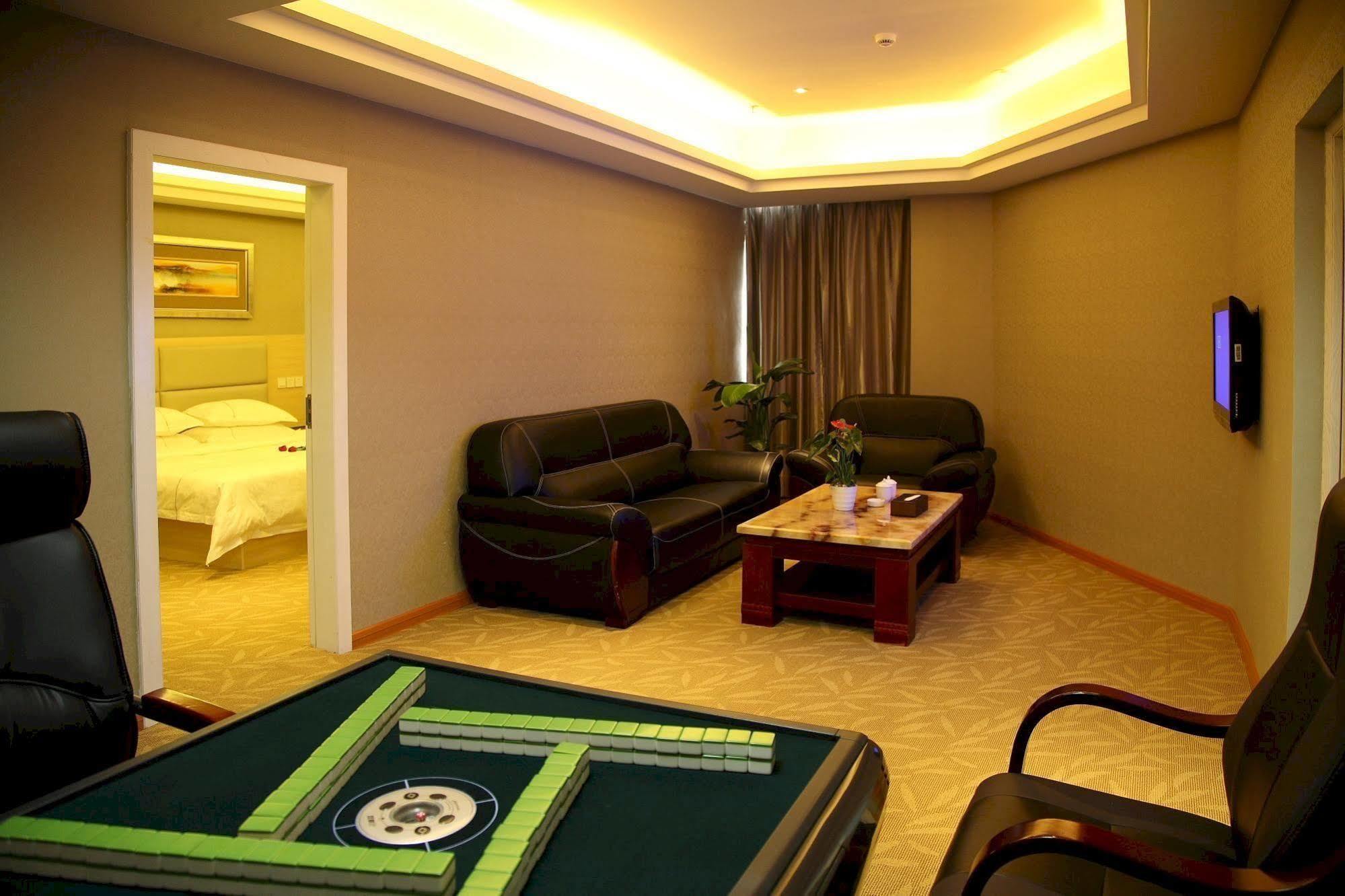 Jinyan Hotel Guangzhou Exterior photo